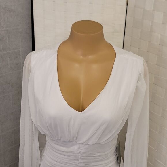 BRAND NEW LOVE X DESIGN RUCHED BODYCON LONG SLEEVE V NECK MINI  COCKTAIL… - Picture 11 of 14